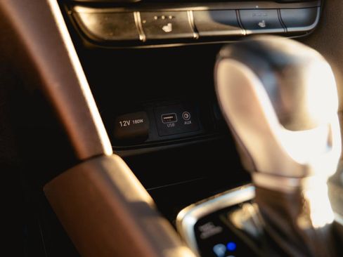 Used 2019 Hyundai Santa Fe SEL image 29