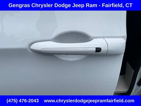 Certified 2024 Chrysler Voyager LX FWD image 21
