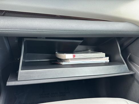 Used 2021 Toyota Sienna XLE image 38