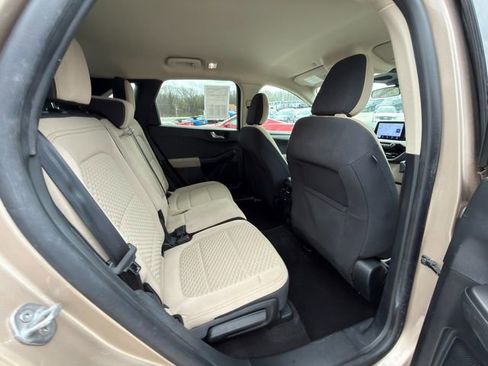 Used 2020 Ford Escape SE FWD image 10