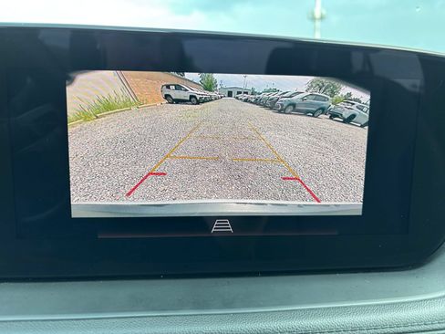 Used 2025 Buick Encore GX Preferred AWD/4WD image 23
