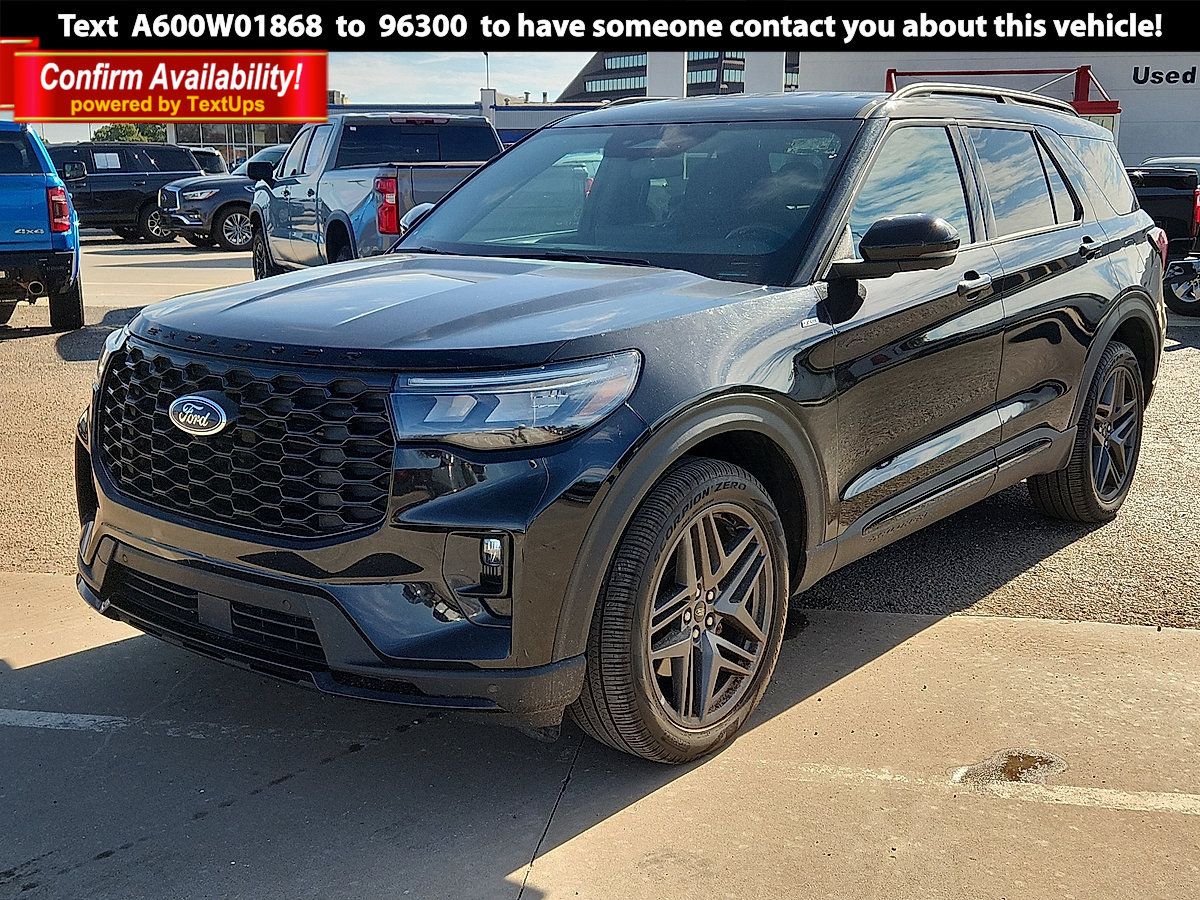 Used 2025 Ford Explorer ST-Line w/ ST-Line Street Pack AWD/4WD image 1