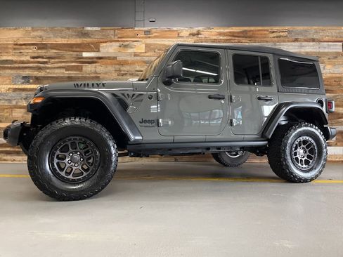 Used 2022 Jeep Wrangler Unlimited Willys image 18