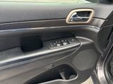 Used 2017 Jeep Grand Cherokee Limited w/ Luxury Group II image 6