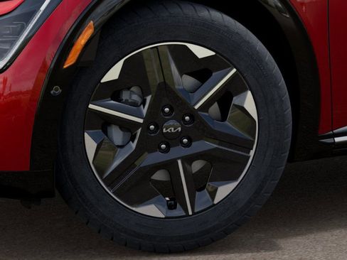 New 2025 Kia EV6 Wind image 9