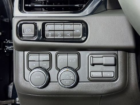 New 2026 GMC Yukon Elevation w/ Elevation Premium Package image 10