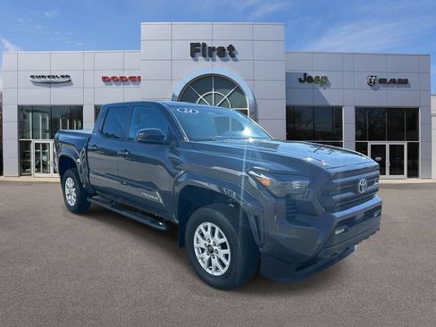 Used 2024 Toyota Tacoma SR5 AWD/4WD image 1