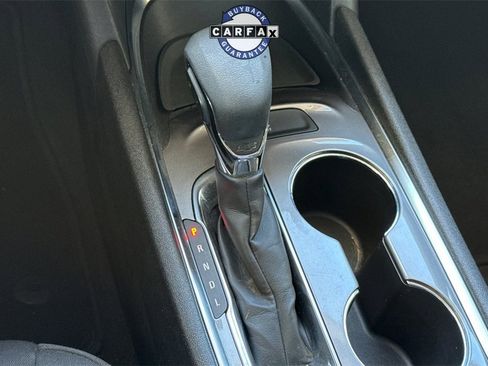 Used 2022 Chevrolet Malibu LT image 30