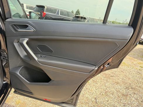 Used 2024 Volkswagen Tiguan S AWD/4WD image 36