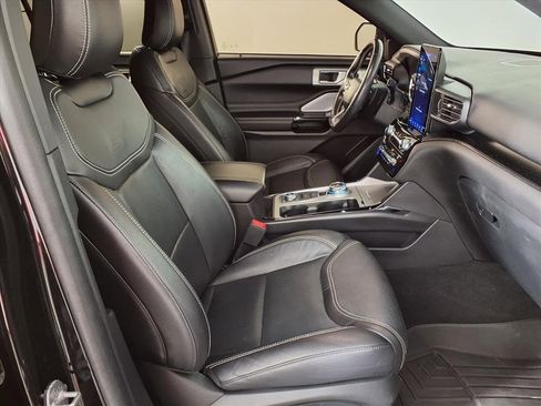 Used 2021 Ford Explorer ST w/ Equipment Group 401A image 9