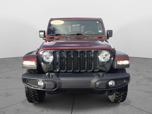 Used 2022 Jeep Gladiator Sport image 2