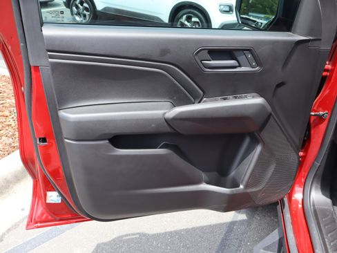 Used 2026 Chevrolet Colorado Trail Boss AWD/4WD image 18