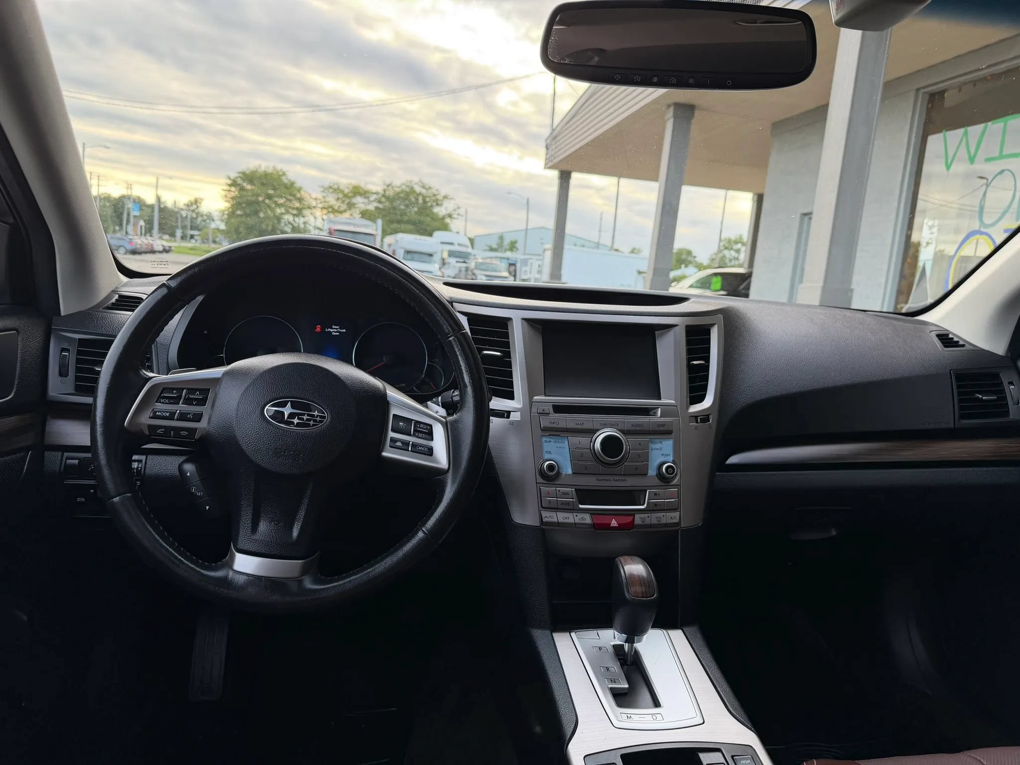 Used 2014 Subaru Outback 2.5i Limited AWD/4WD image 12