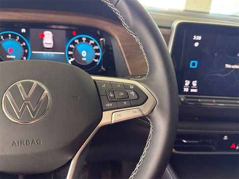 New 2026 Volkswagen Atlas SE image 22