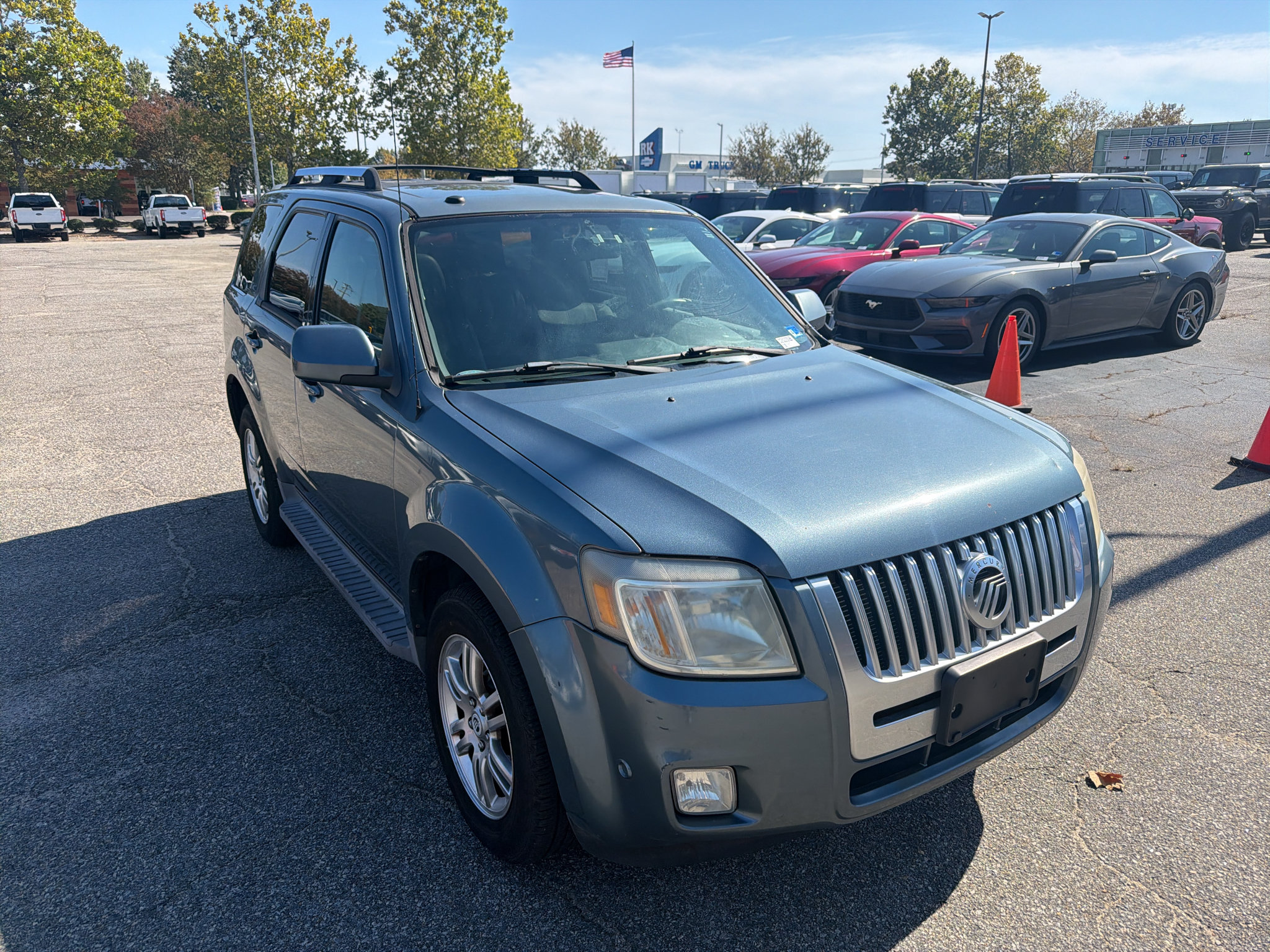 Used 2010 Mercury Mariner Premier AWD/4WD image 3