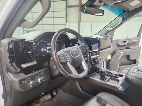 Used 2022 GMC Sierra 1500 SLT w/ SLT Premium Plus Package image 18