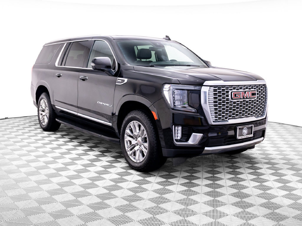 Used 2024 GMC Yukon XL Denali AWD/4WD image 10