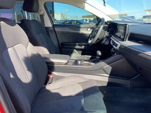 Used 2021 Kia K5 LX FWD image 17