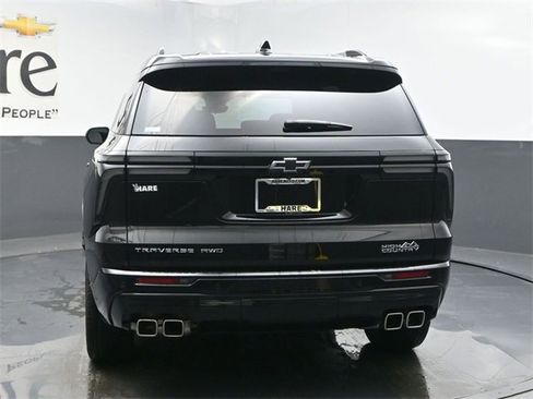 New 2025 Chevrolet Traverse High Country w/ LPO, Floor Liner Package image 14