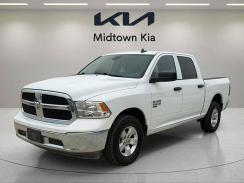 Used 2023 RAM 1500 Classic SLT w/ Electronics Group AWD/4WD image 7