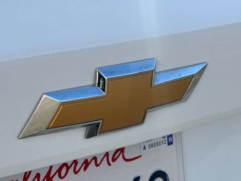 Used 2025 Chevrolet Trax LT w/ LT Convenience Package image 45