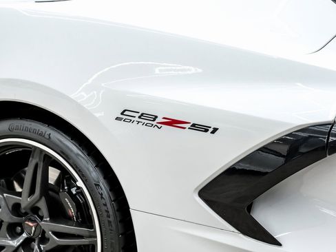 Used 2021 Chevrolet Corvette Stingray Preferred Cpe w/ Z51 Performance Package image 43