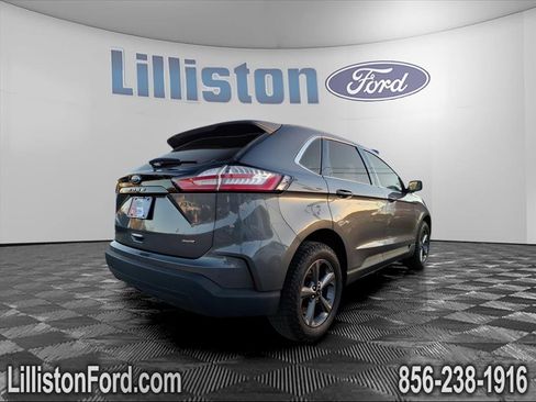 Used 2022 Ford Edge SEL w/ Sport Appearance Package image 6