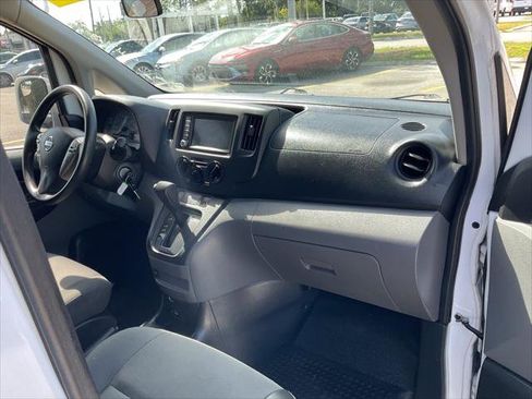Used 2020 Nissan NV200 SV w/ Back Door Glass Package image 32