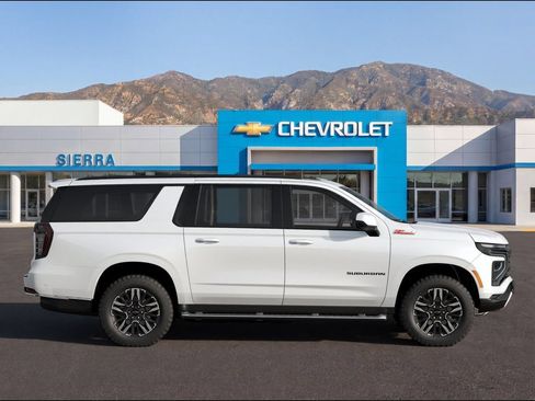 New 2026 Chevrolet Suburban Z71 AWD/4WD image 2