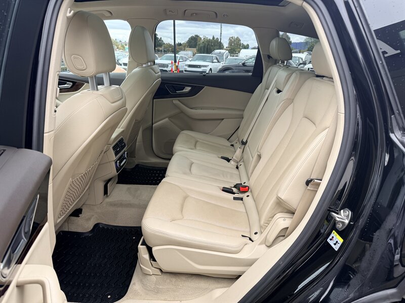 Used 2017 Audi Q7 2.0T Premium Plus AWD/4WD image 26