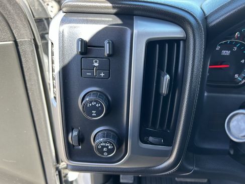Used 2019 GMC Sierra 3500 SLT AWD/4WD image 23