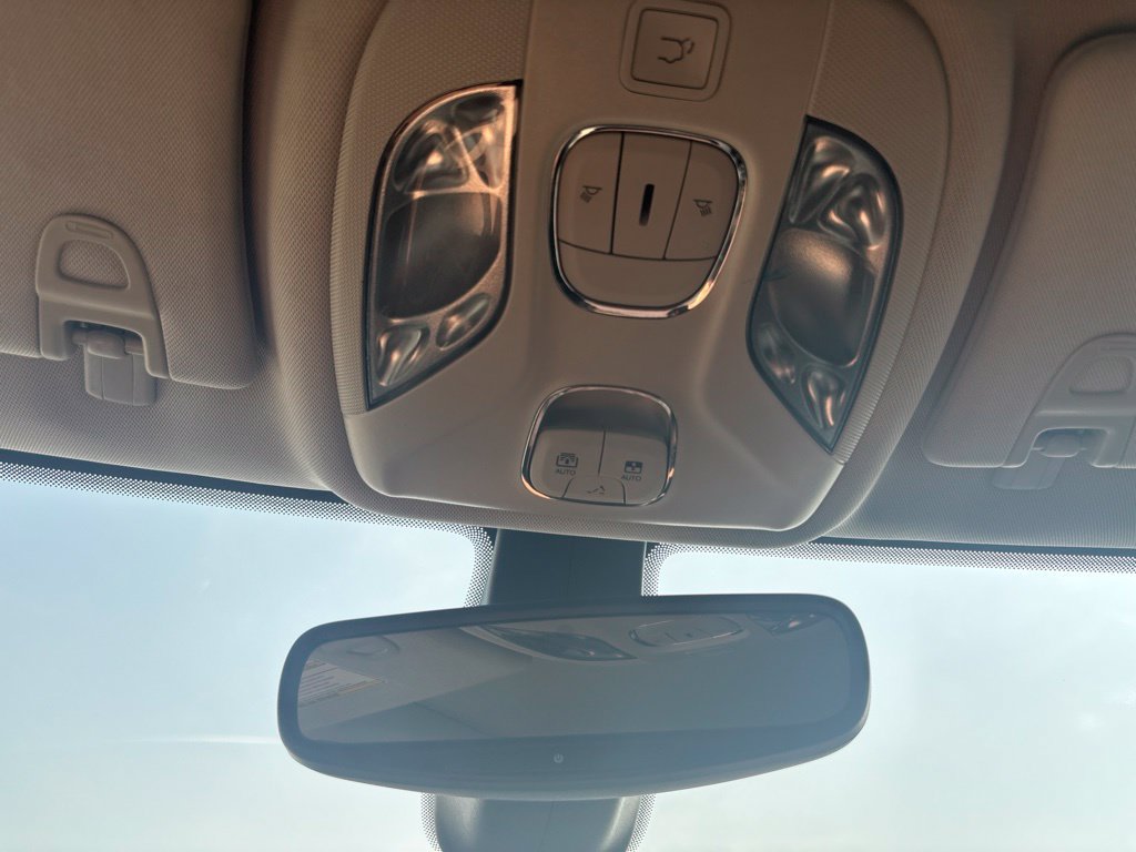 Used 2018 Jeep Compass Limited FWD image 23