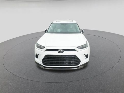 New 2026 Toyota Grand Highlander Limited image 15