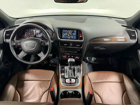 Used 2017 Audi Q5 2.0T Premium image 22