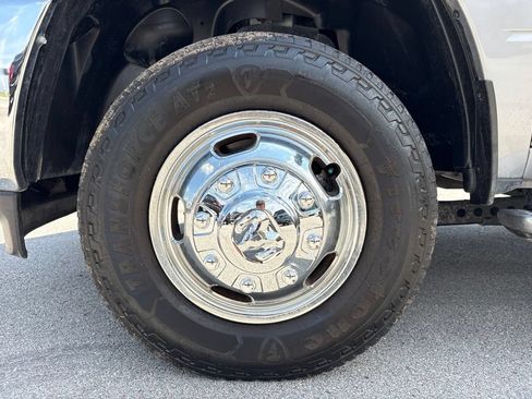Used 2024 RAM 3500 Big Horn AWD/4WD image 47