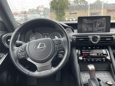 Used 2024 Lexus IS 300 w/ Comfort Package RWD image 11