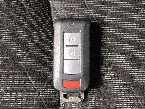 Used 2021 Mitsubishi Outlander Sport SE image 32