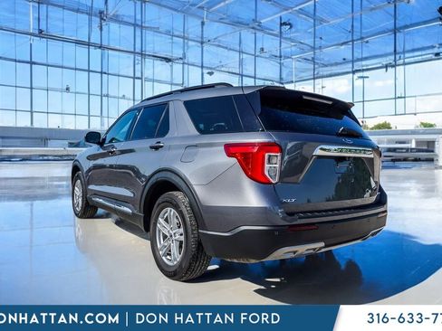 Used 2022 Ford Explorer XLT w/ Equipment Group 202A image 32