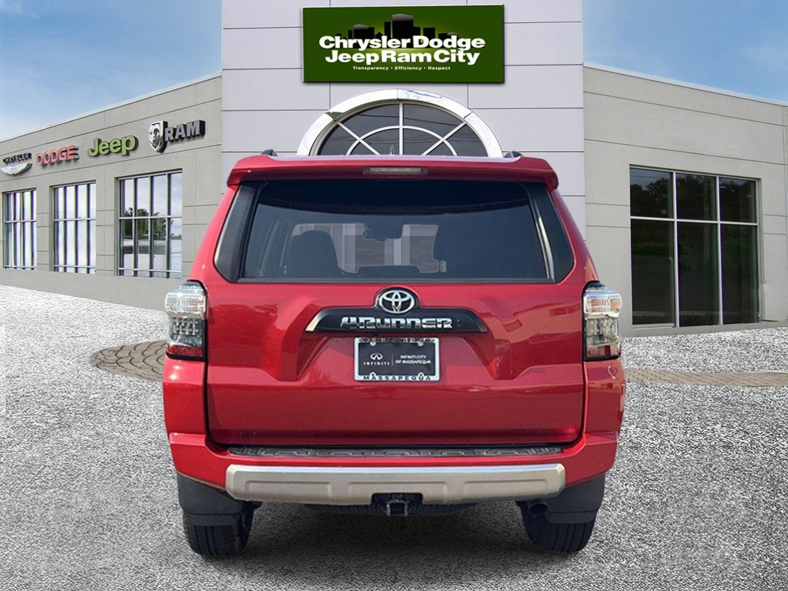 Used 2023 Toyota 4Runner TRD Off-Road Premium w/ Moonroof Package AWD/4WD image 8