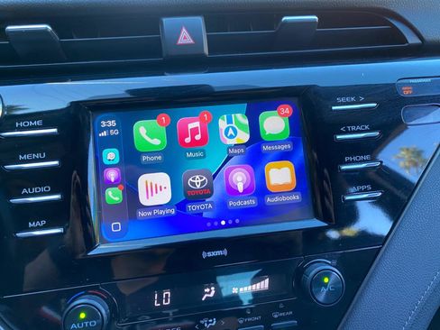 Used 2020 Toyota Camry SE image 65