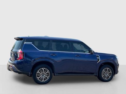 New 2026 Nissan Armada SL w/ Captain's Chari Seat Package AWD/4WD image 4