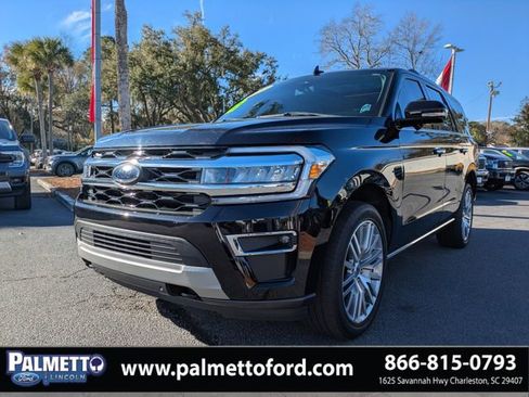 Used 2023 Ford Expedition Limited image 7