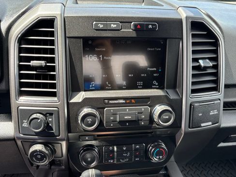 Used 2018 Ford F150 XLT w/ Equipment Group 302A Luxury AWD/4WD image 18