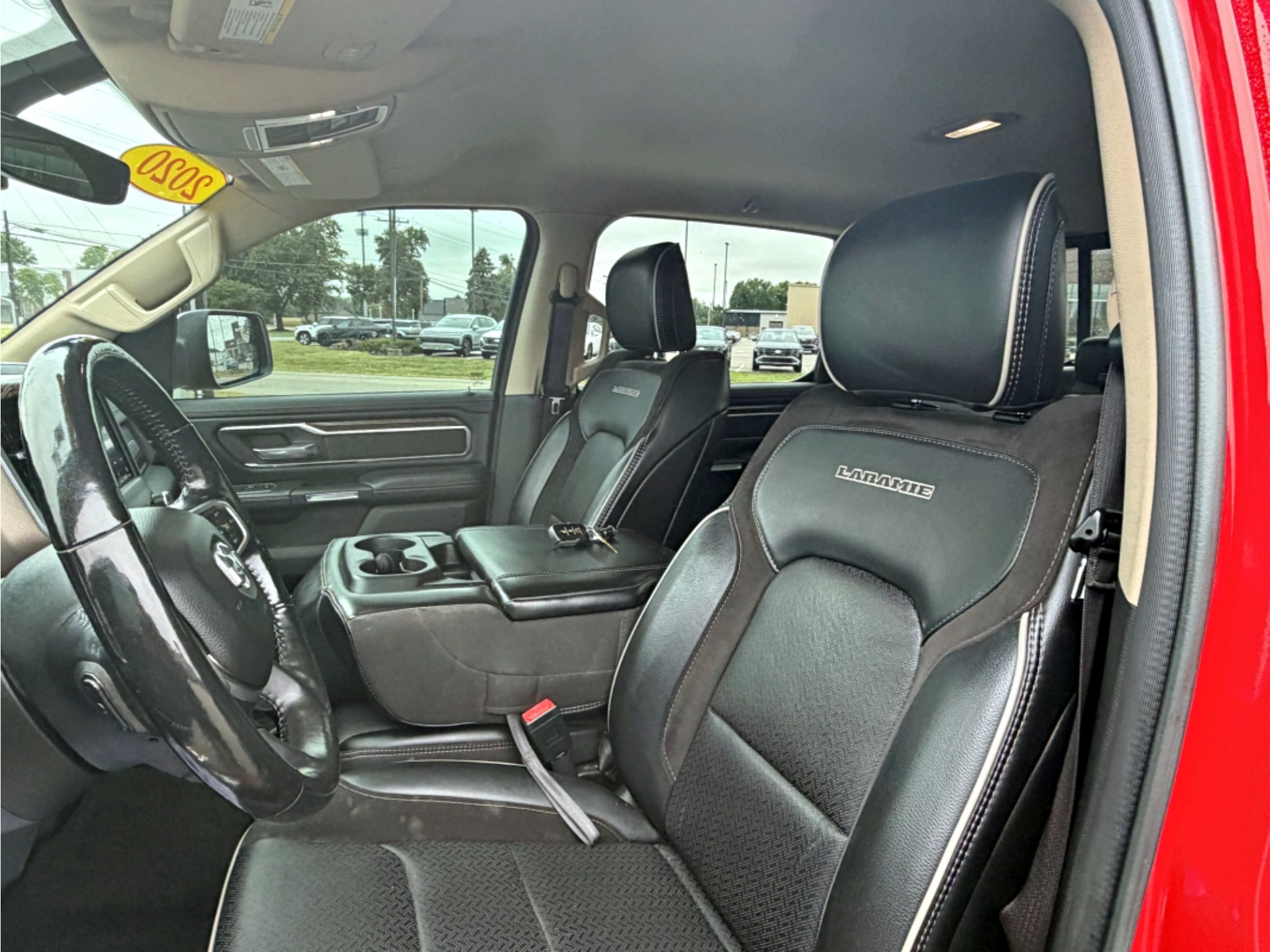 Used 2020 RAM 1500 Laramie AWD/4WD image 14