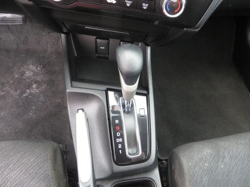 Used 2013 Honda Civic LX image 22