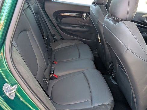 Used 2024 MINI Cooper Clubman S w/ Signature Upholstery Package image 33