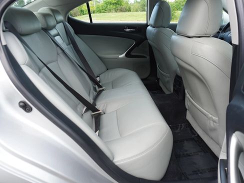 Used 2008 Lexus IS 250 AWD image 11