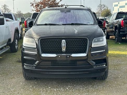 Used 2020 Lincoln Navigator L Reserve w/ Equipment Group 208A Reserve image 6