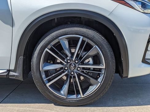 Used 2025 INFINITI QX50 Sport image 12