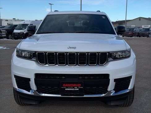 New 2026 Jeep Grand Cherokee L Laredo AWD/4WD image 3